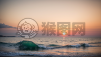 夕阳下的海面奇景
